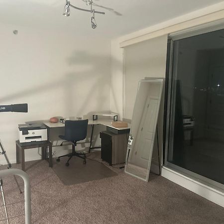 Bed And Breakfast In The Lake View Penthouse Cleveland Luaran gambar